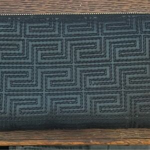 Black Geometric Pattern Clutch